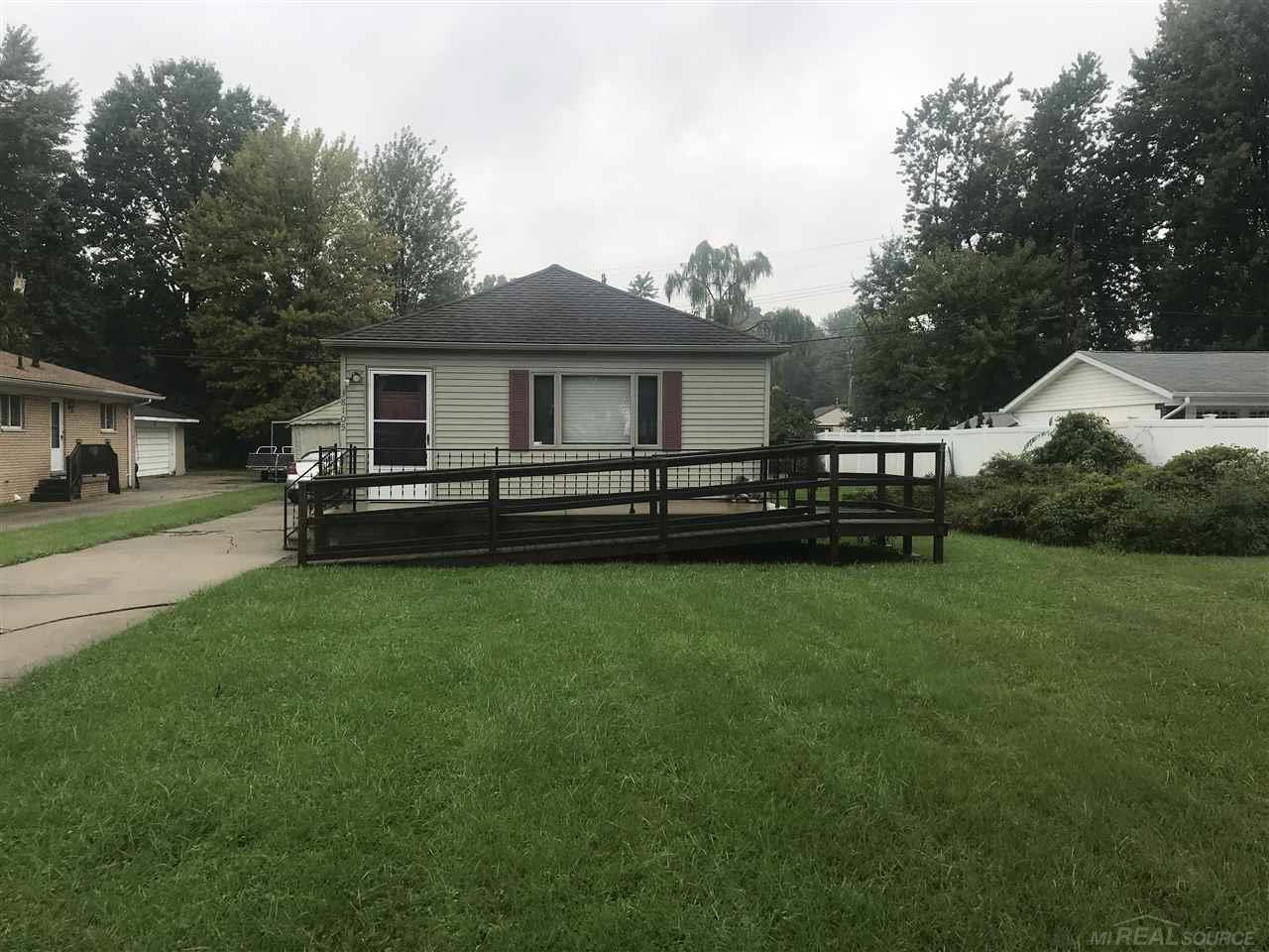 38105 Murdick Dr - Photo 1