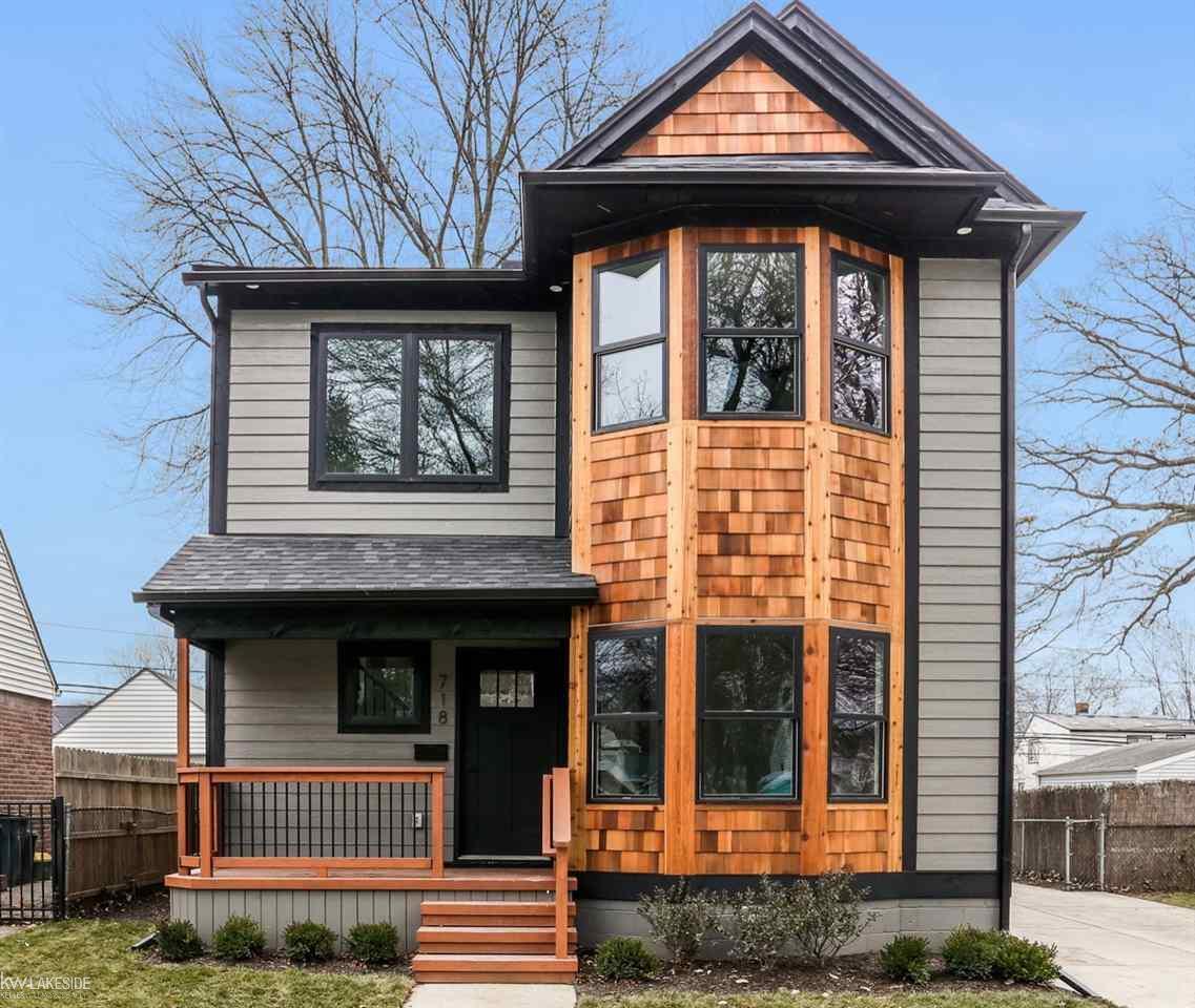 718 Alexander - Photo 1