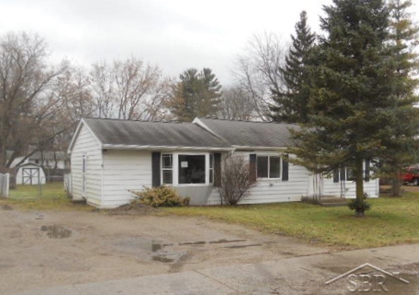 705 River Rd - Photo 1