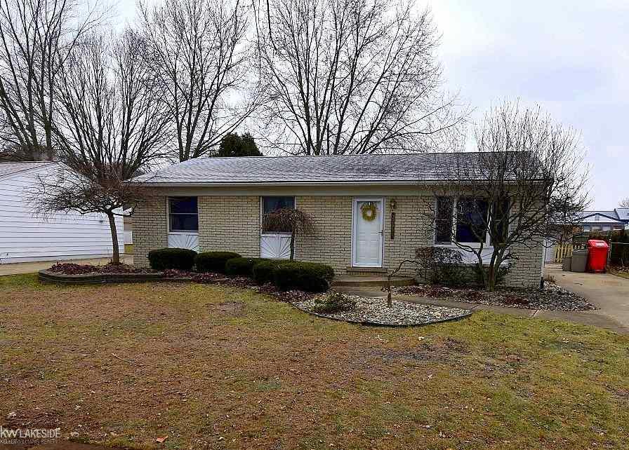 32651 Oakville Dr - Photo 1