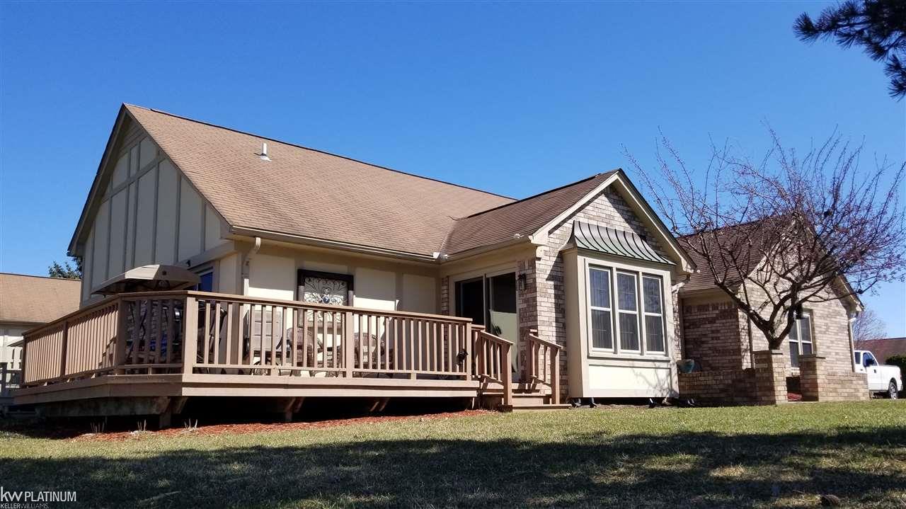 43613 Riverbend Dr. N - Photo 1