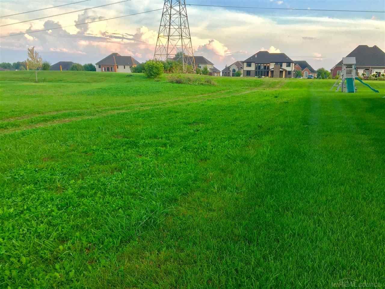 8748 Ridge - Photo 1