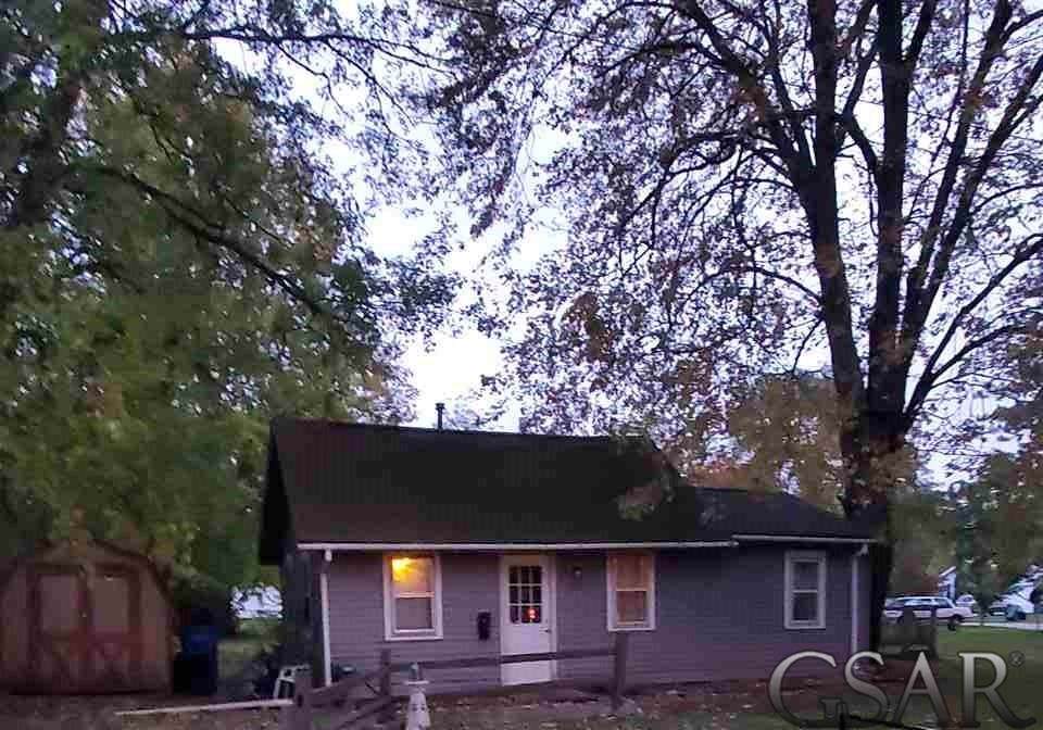735 Grace - Photo 1