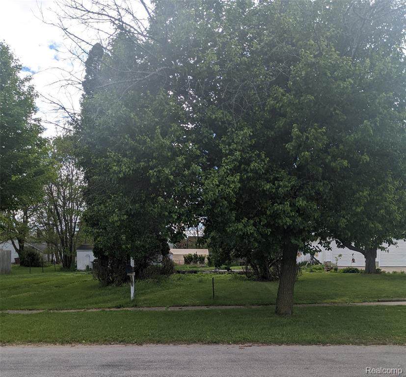 626 Lincoln Ave - Photo 1