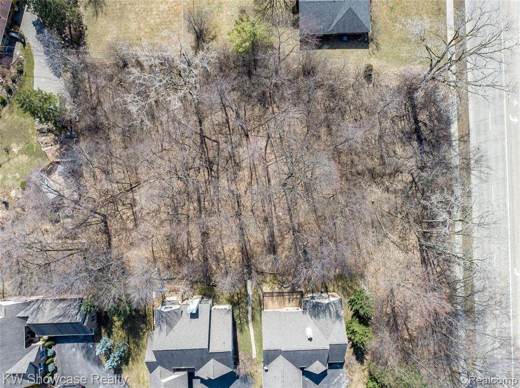 26850 Orchard Lake Rd - Photo 1