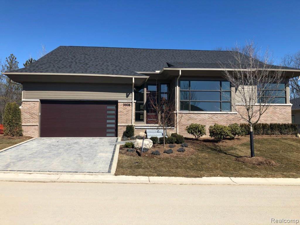 3917 Legacy Hills Dr - Photo 1