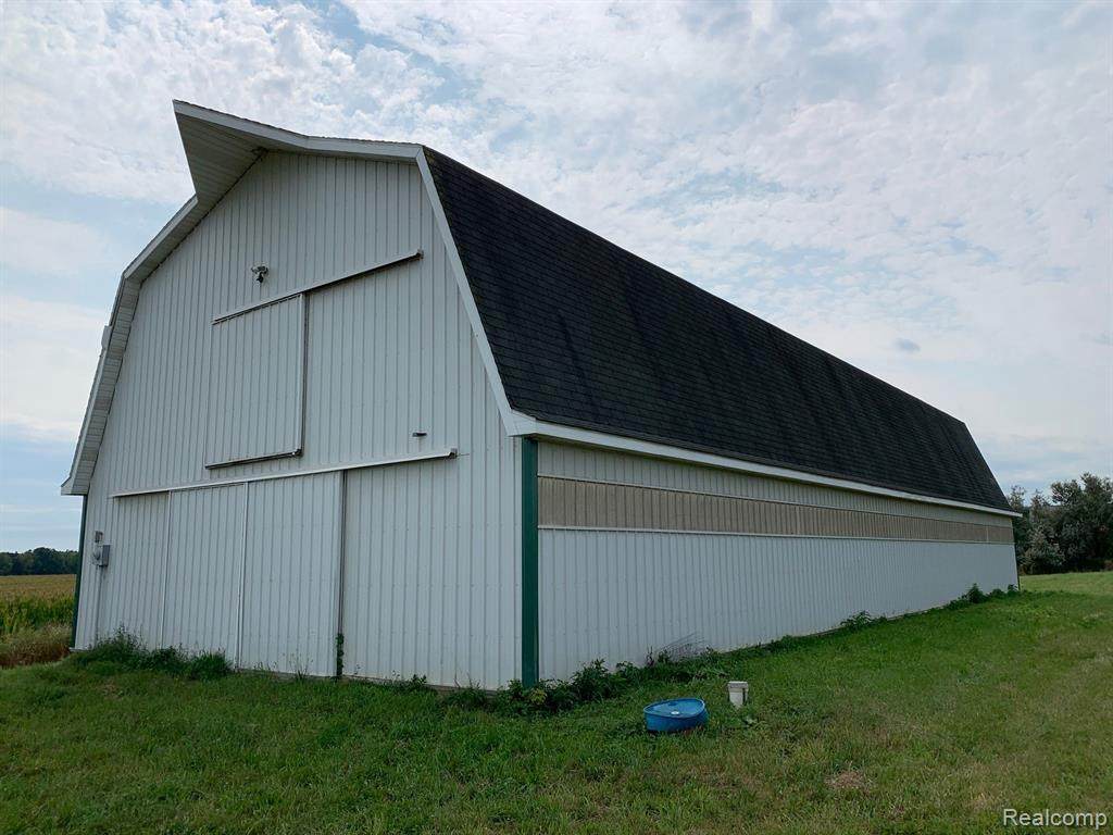 6673 Cedar Creek Rd - Photo 1