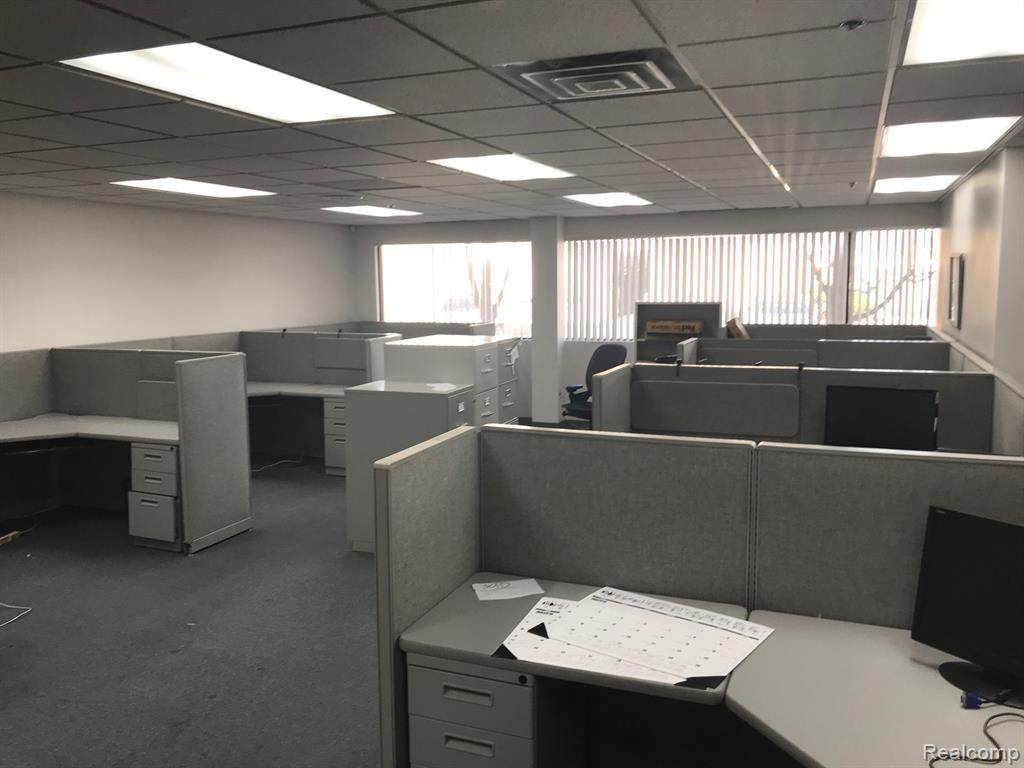 38345 10 MILE RD - Photo 1