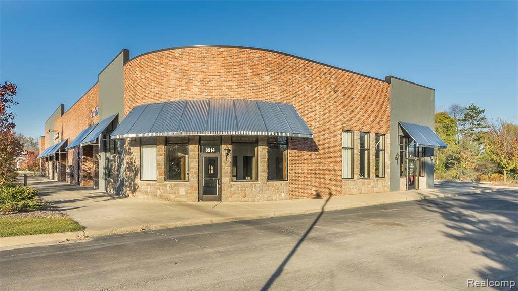 51311 7 MILE RD - Photo 1