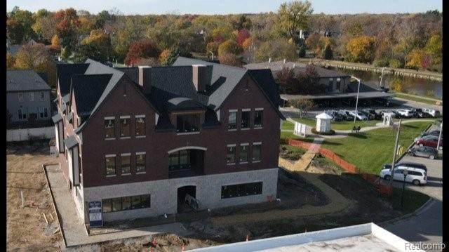527 Pine St - Photo 1