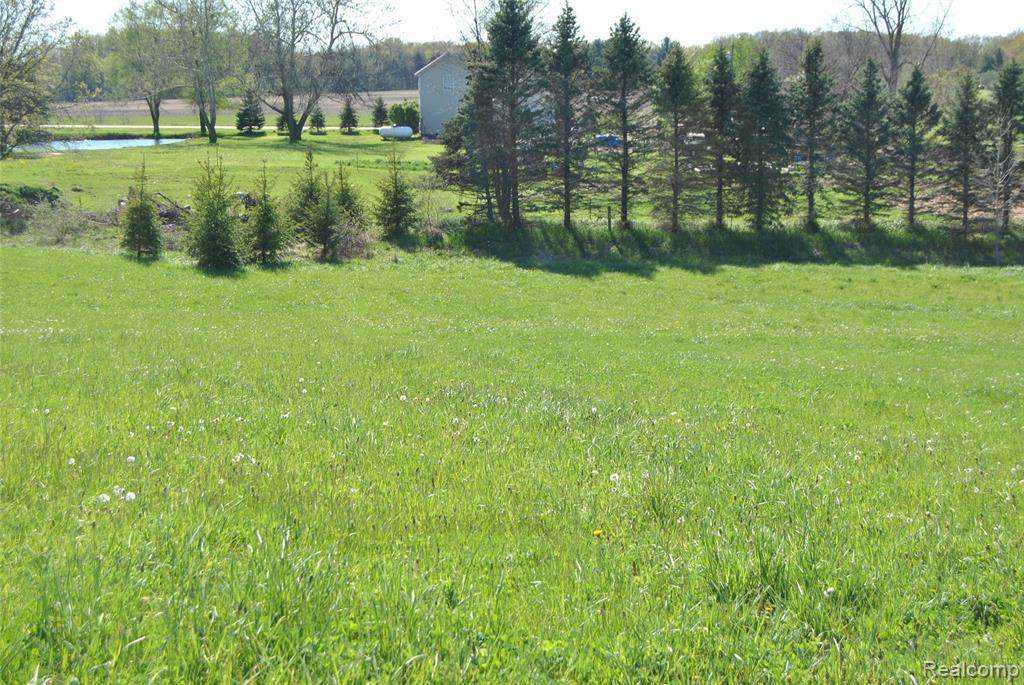 6 Shamrock Dr - Photo 1