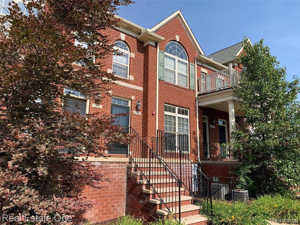 1558 Devon Ln - Photo 1