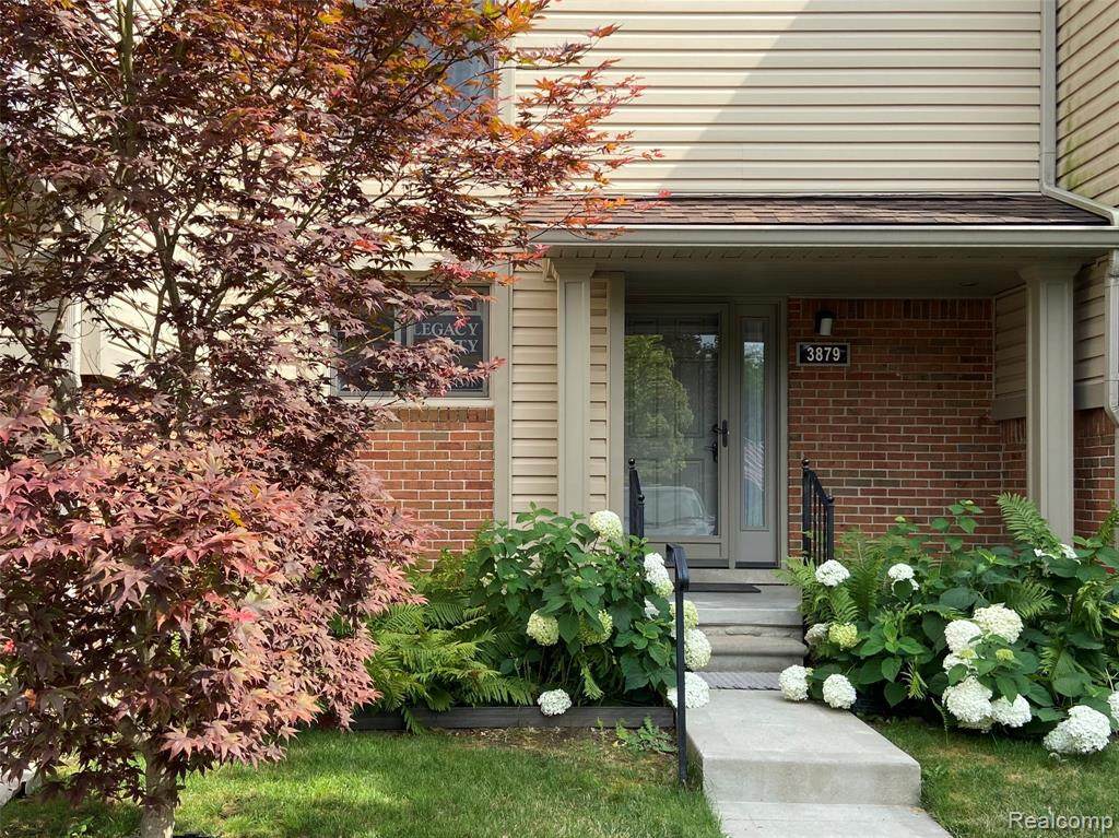 3879 Old Creek Rd - Photo 1