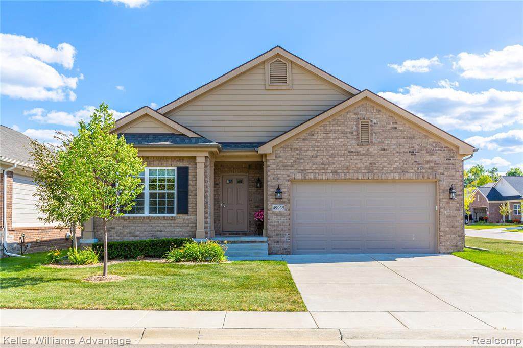 49935 Hawksburry Rd N - Photo 1