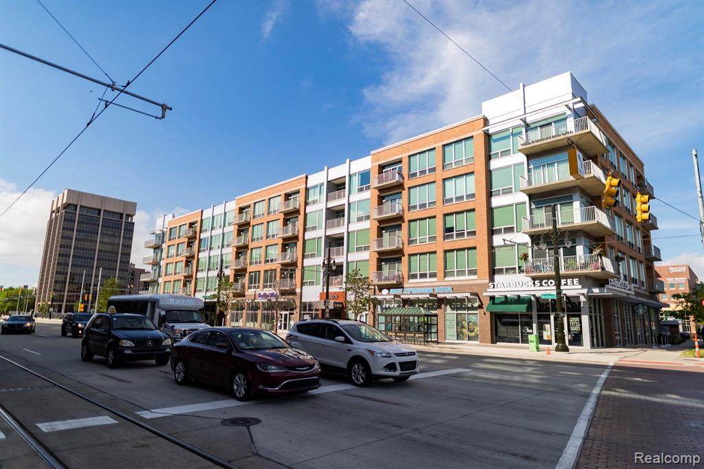 3670 Woodward Ave - Photo 1