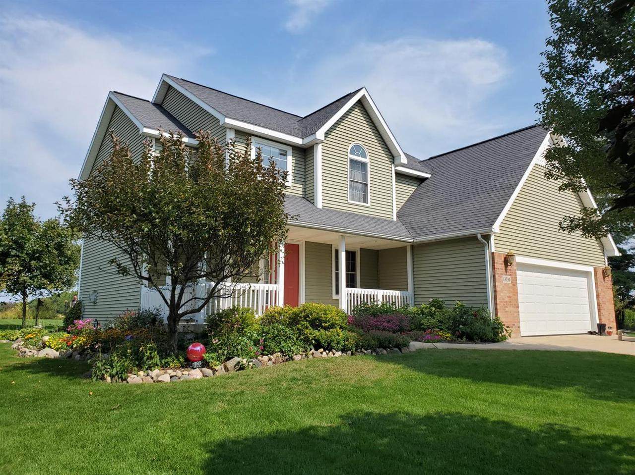 13730 Grass Lake Rd - Photo 1