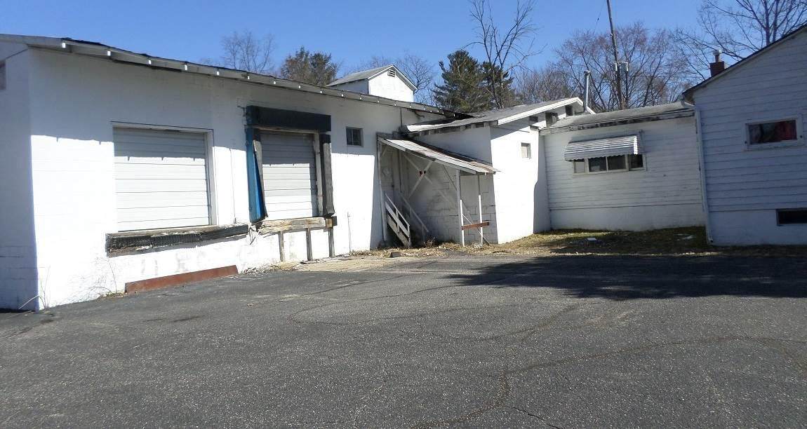 3360 Spring Arbor Rd - Photo 1