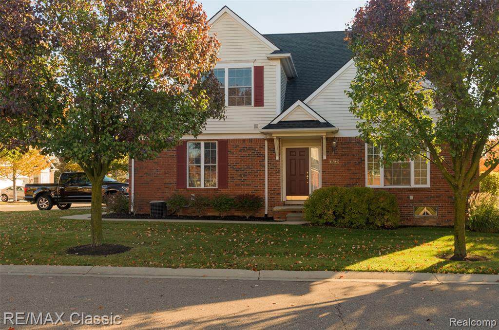 41786 Brownstone Dr - Photo 1