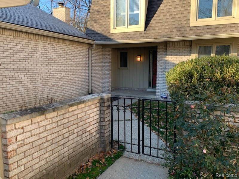 1306 Forestglen Crt - Photo 1