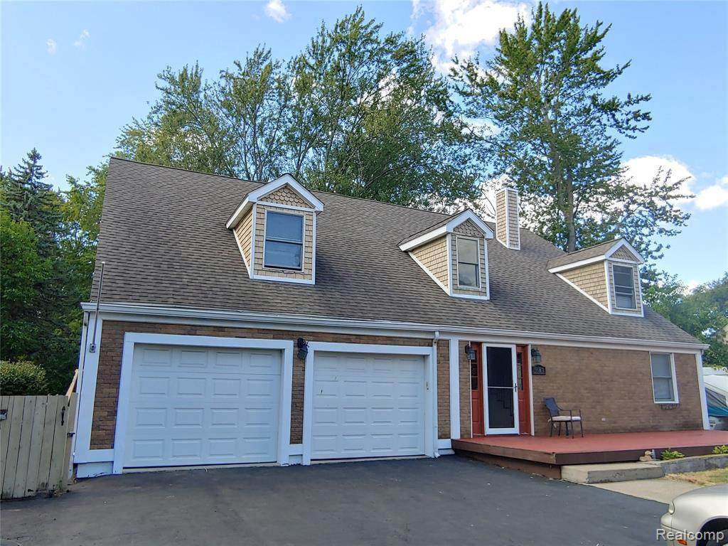 5683 Harvey St - Photo 1