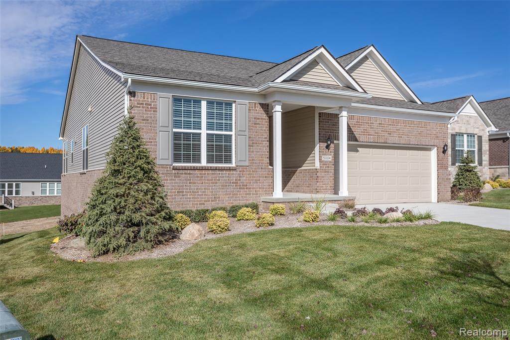 5004 Brookridge Dr - Photo 1