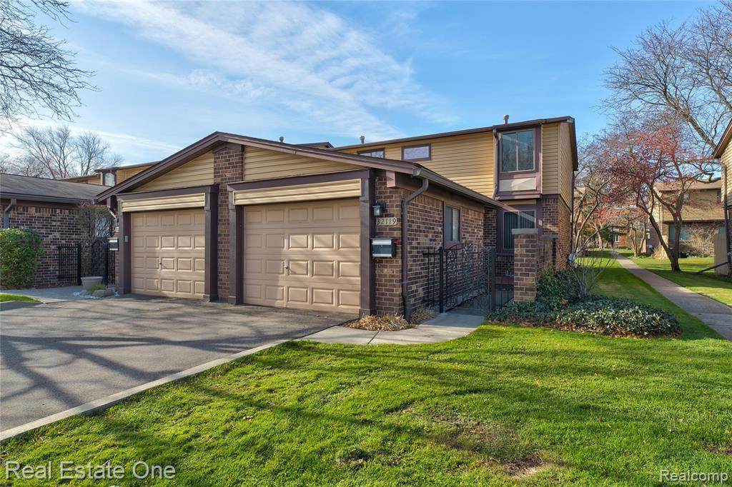 32119 12 MILE RD - Photo 1