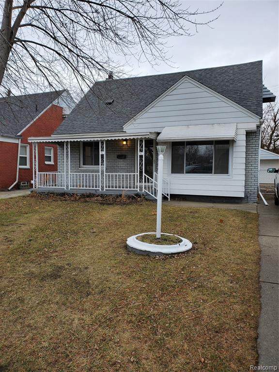 16741 E 8 Mile Rd - Photo 1