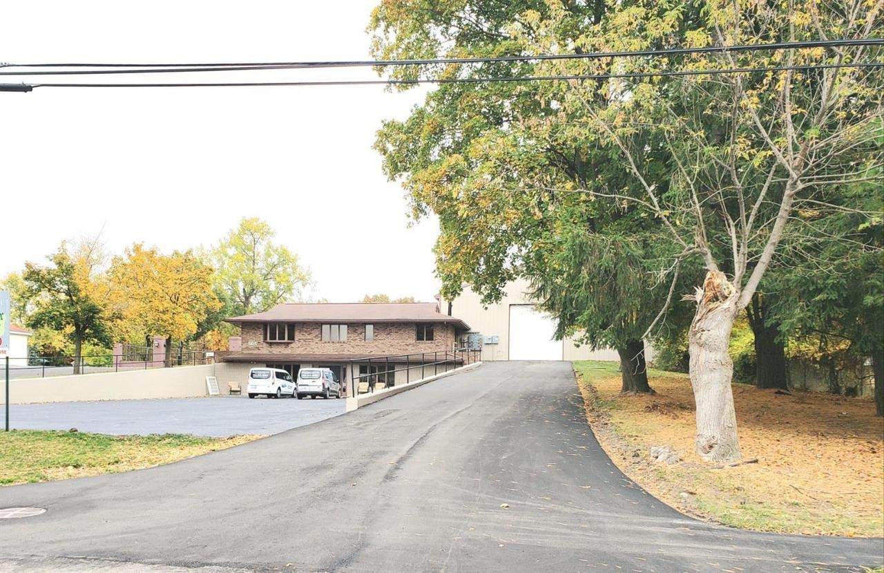 505 Territorial Rd - Photo 1