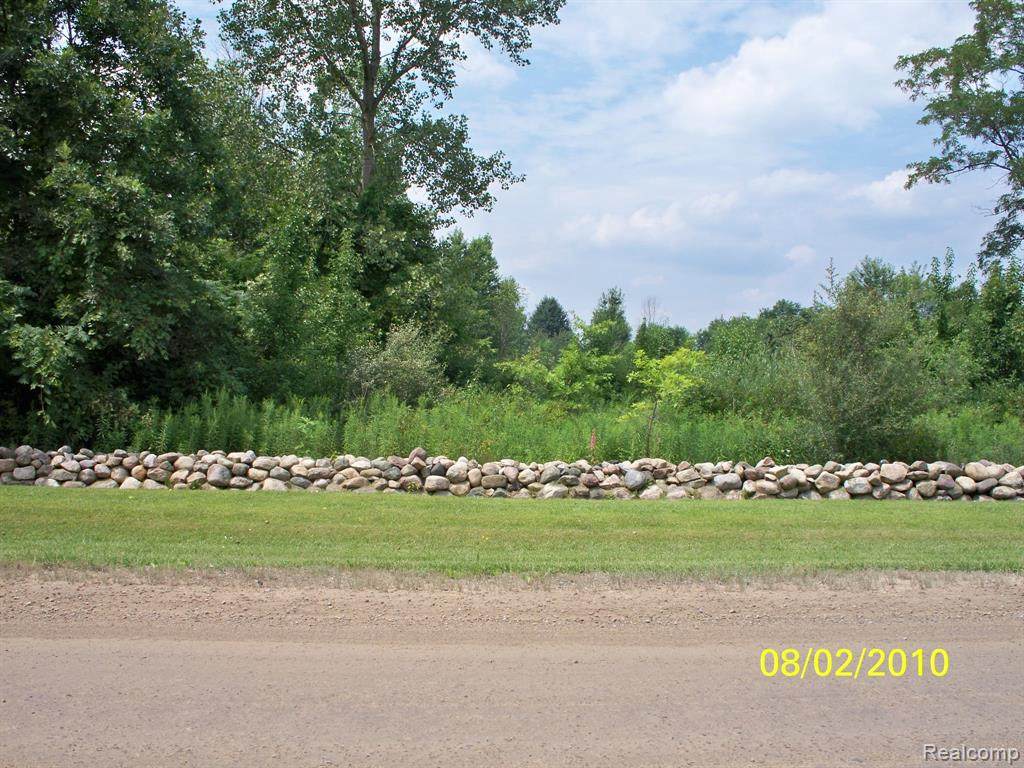 00 Mc Kay Rd - Photo 1