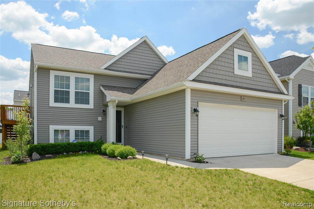 8617 Manistee River Dr, Fowlerville - Photo 1