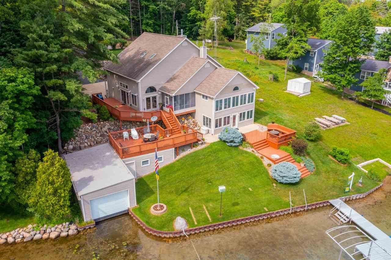 732 Shagbark Ln - Photo 1