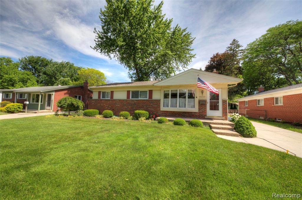 42350 Hammill Ln - Photo 1