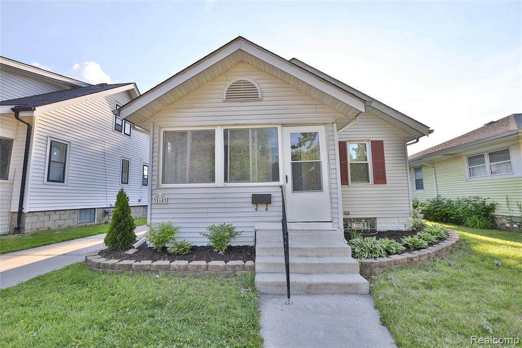 31683 Eckstein St - Photo 1