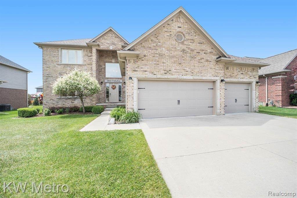 18042 Palladian Dr - Photo 1