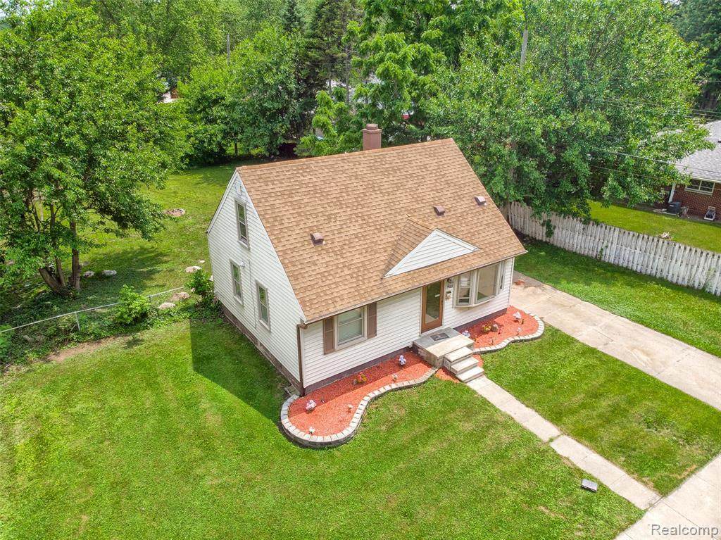 6375 Dean St - Photo 1