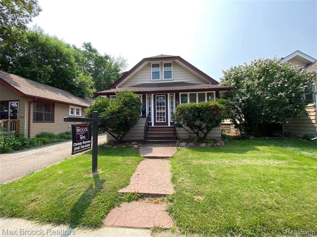570 Maplehurst St - Photo 1