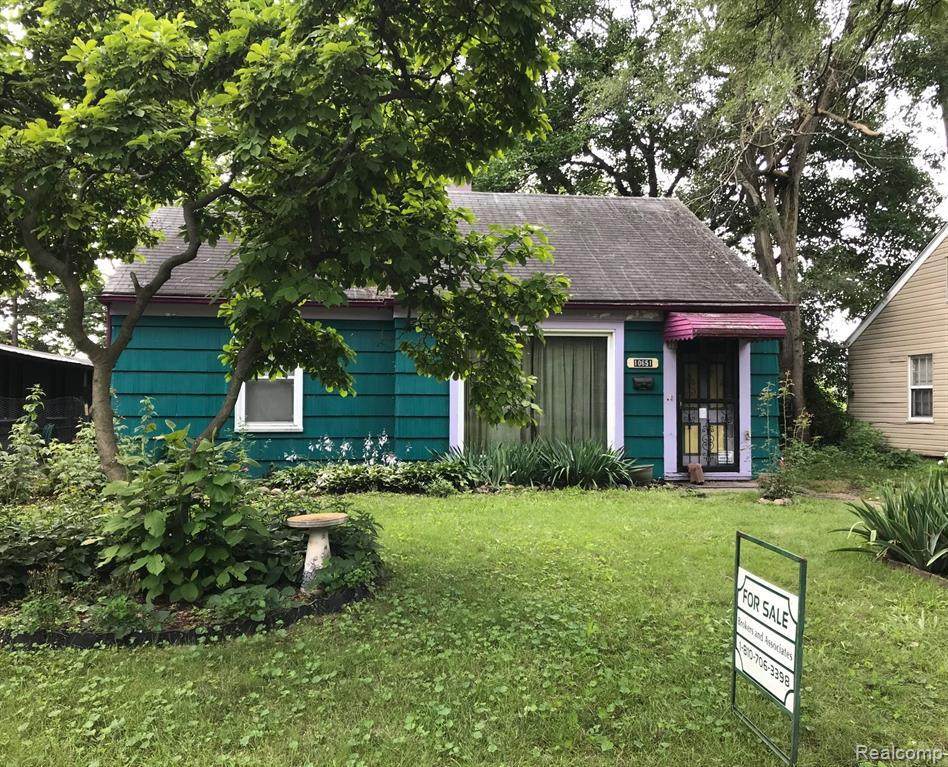 10651 Albany St - Photo 1