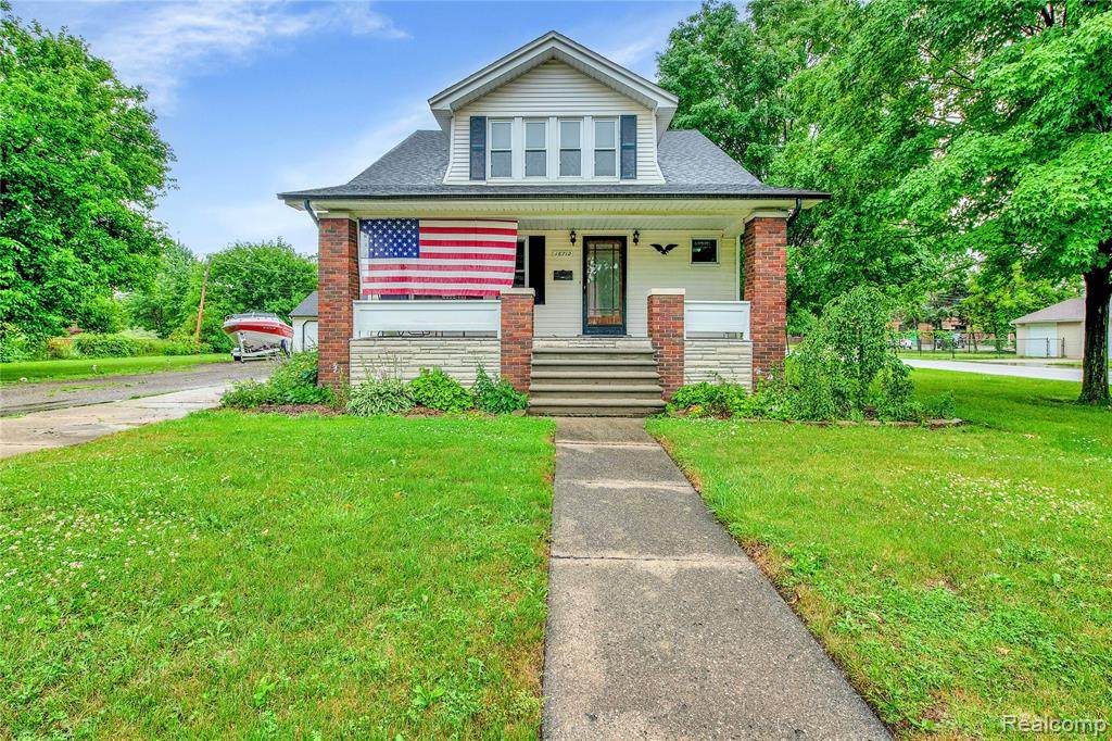 16712 Admiral - Photo 1