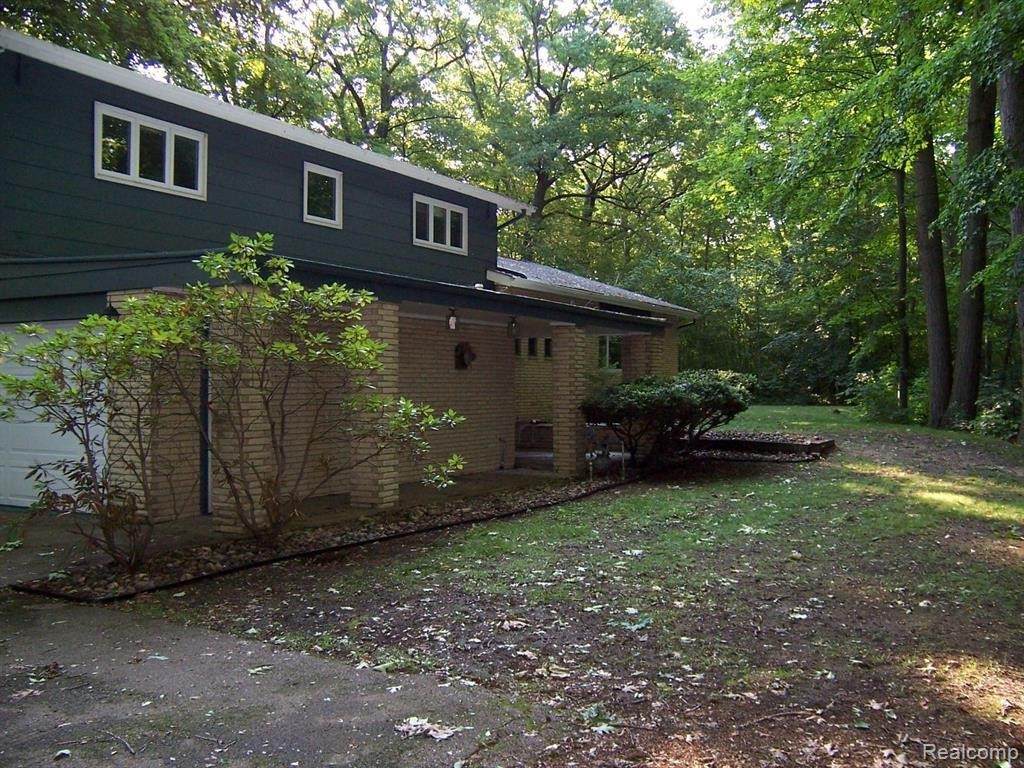 4013 Aletha Lane - Photo 1