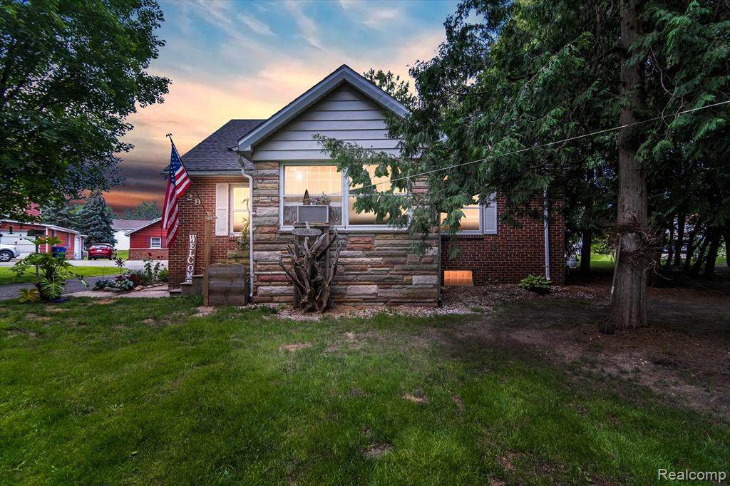 629 South Holly Rd - Photo 1