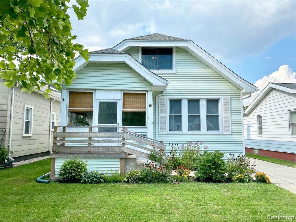 515 Marshall St - Photo 1