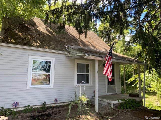 33065 Ann Arbor Trail - Photo 1