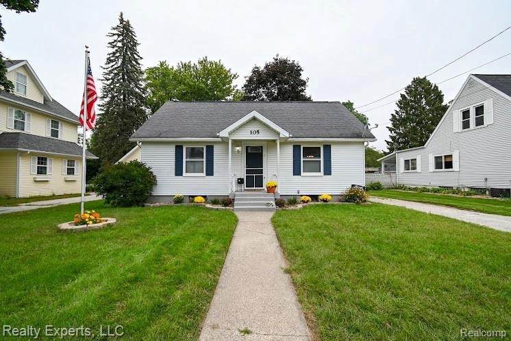 105 Water St - Photo 1