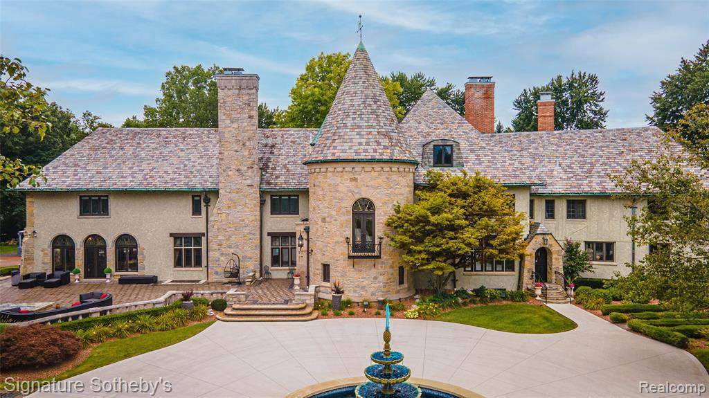 900 Adams Castle Dr - Photo 1