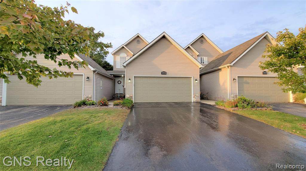 5034 Clintonville Pines Dr - Photo 1