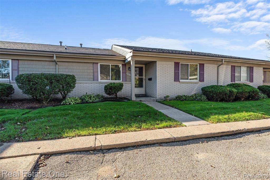 26313 Franklin Pointe - Photo 1