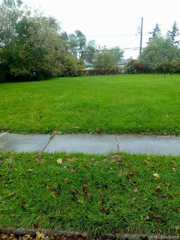 590 Arthur - Photo 1