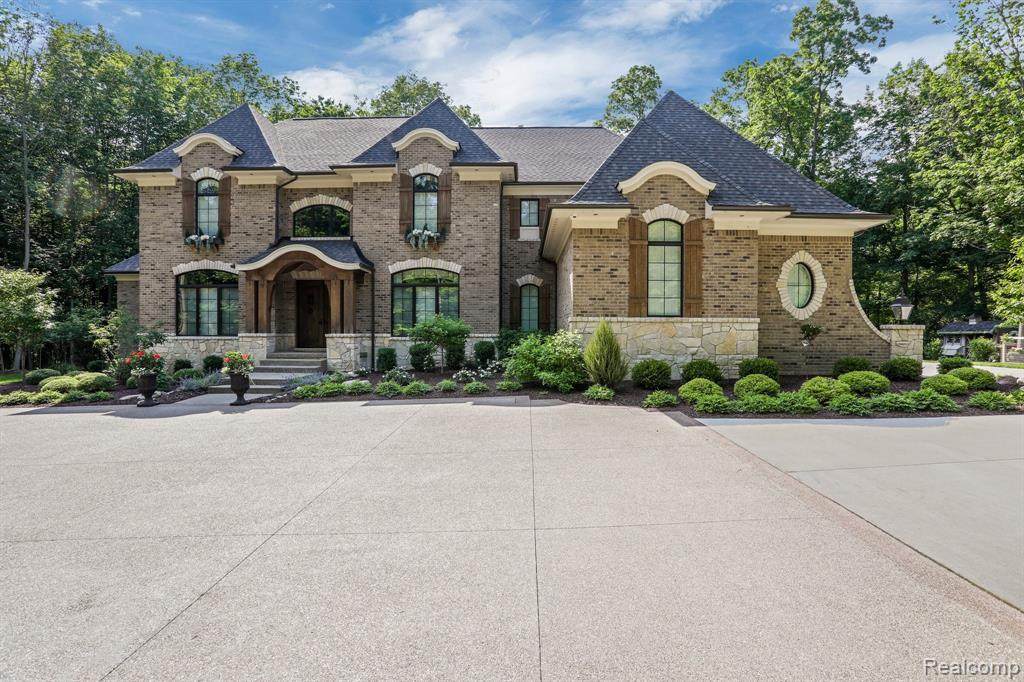 4975 Ridge Creek - Photo 1