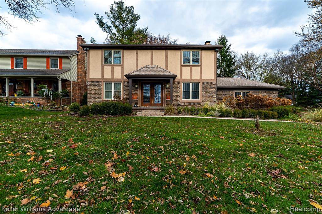 23938 Fairview Crt - Photo 1