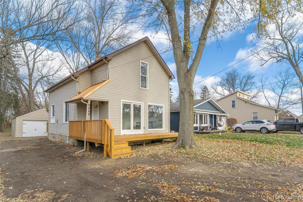 8860 Van Gordon St - Photo 1